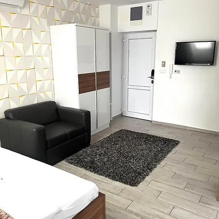 Rubin Sunshine Apartman *