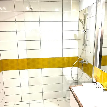 Rubin Sunshine Apartment *